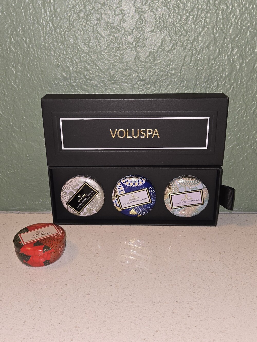Voluspa Petite Tin Gift Set Of Four TOMATO Tin Plus TRIO